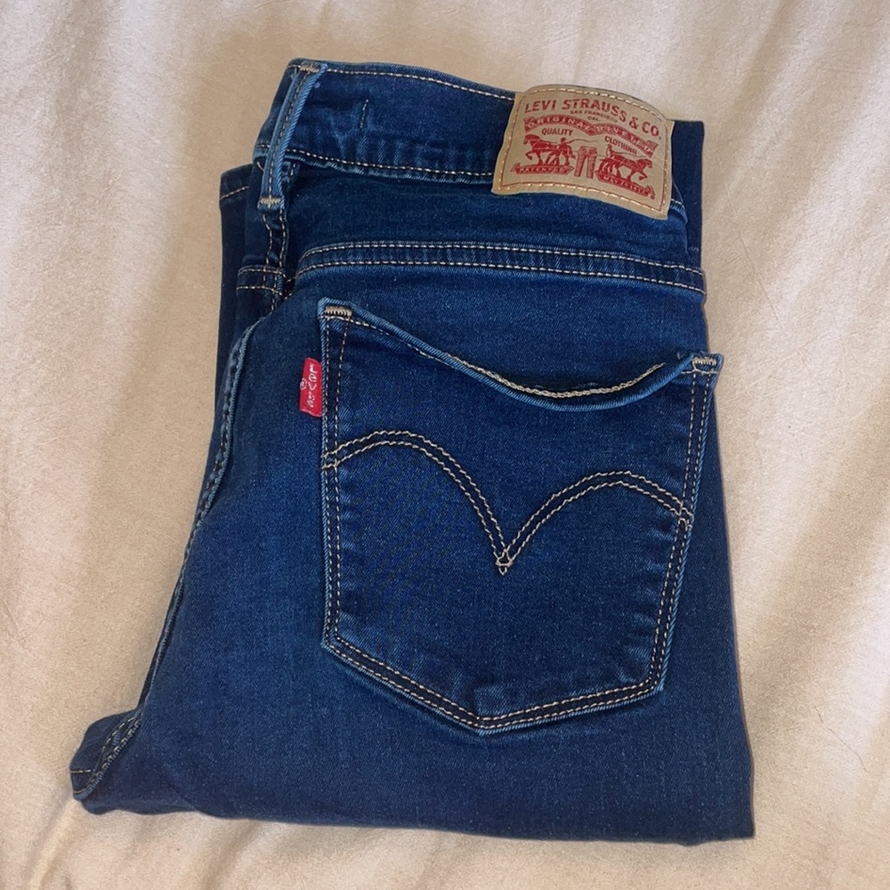 710 Levi jeans